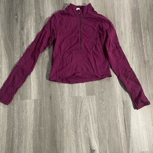 Lululemon purple half zip cropped